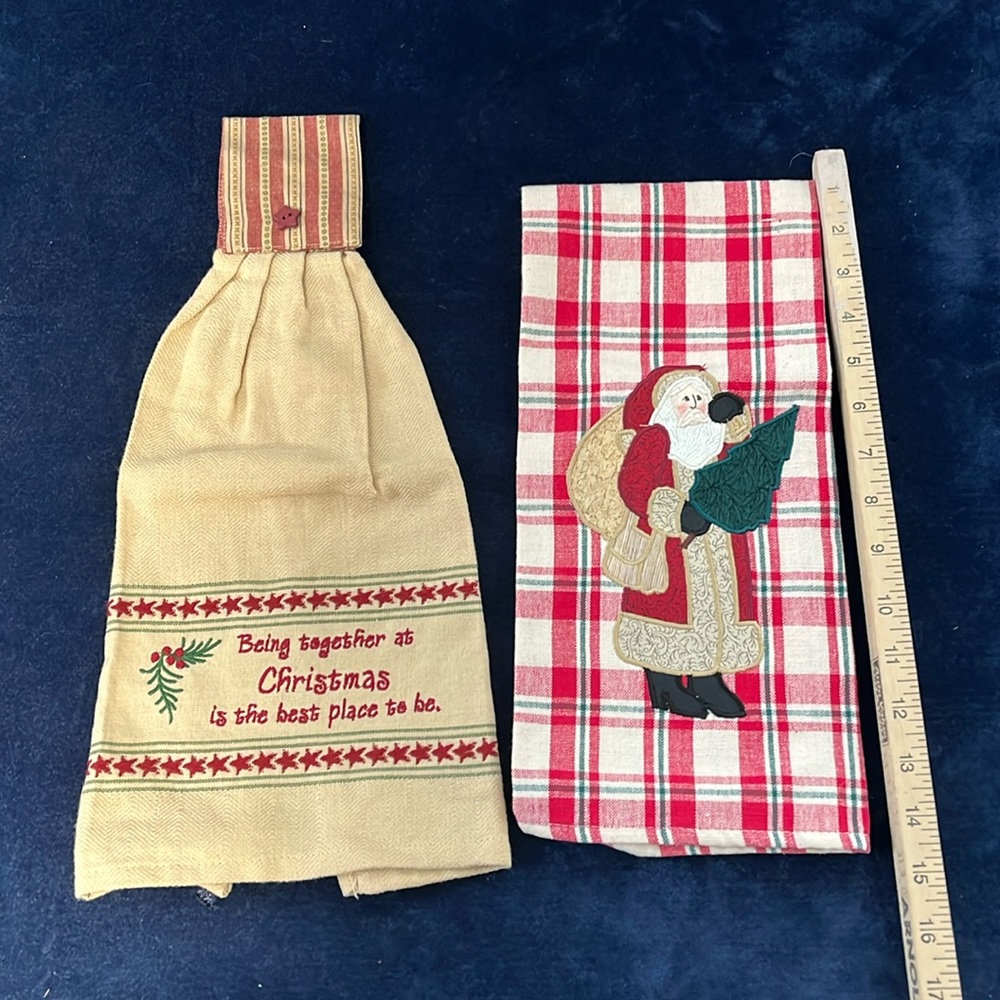 VTG Christmas Towels
